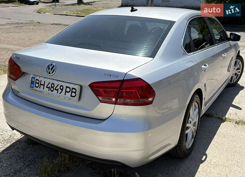 Седан Volkswagen Passat 2014 в Одессе