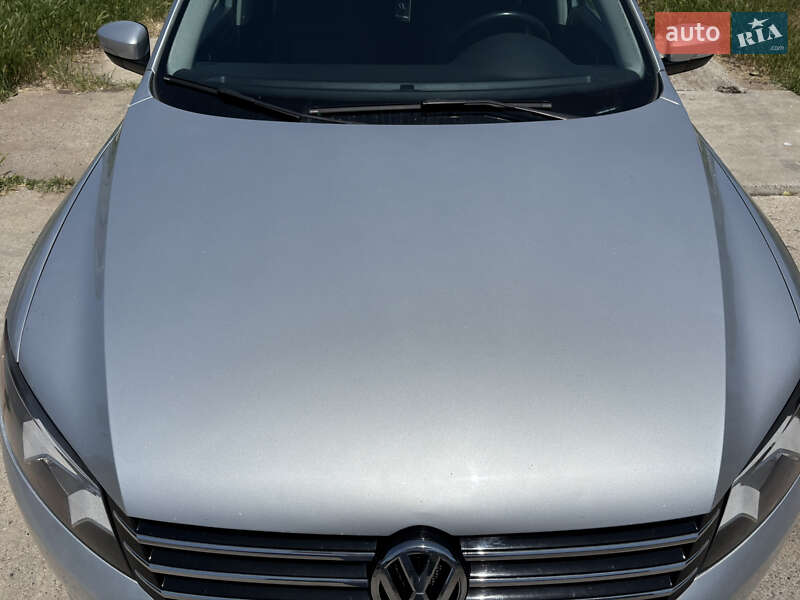 Седан Volkswagen Passat 2014 в Одессе