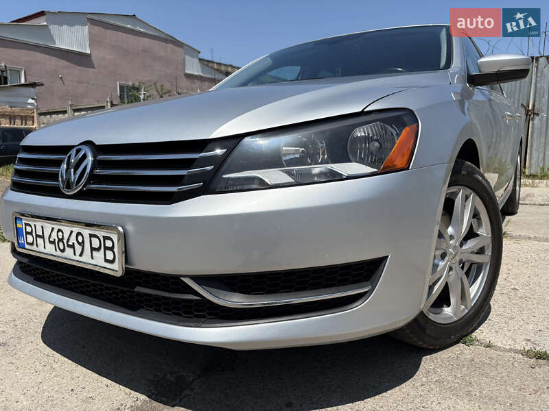 Седан Volkswagen Passat 2014 в Одессе