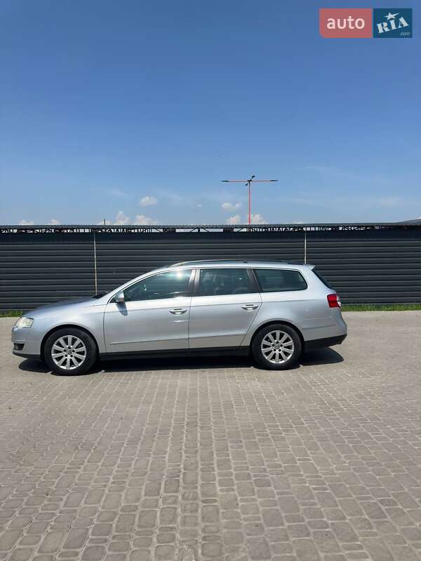 Универсал Volkswagen Passat 2009 в Ирпене