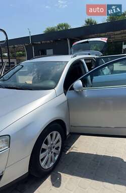Универсал Volkswagen Passat 2009 в 