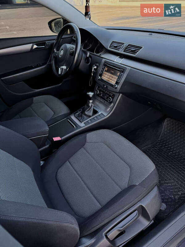 Универсал Volkswagen Passat 2011 в Виннице