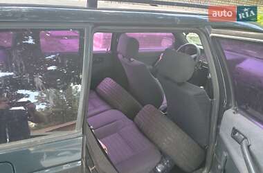 Универсал Volkswagen Passat 1992 в 