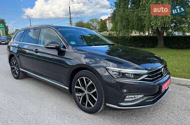 Универсал Volkswagen Passat 2020 в Тернополе