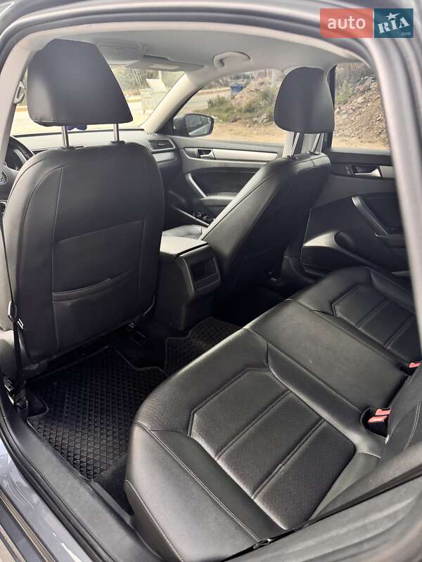 Седан Volkswagen Passat 2015 в Одессе фото 10 Седан Volkswagen Passat 2015 в Одессе