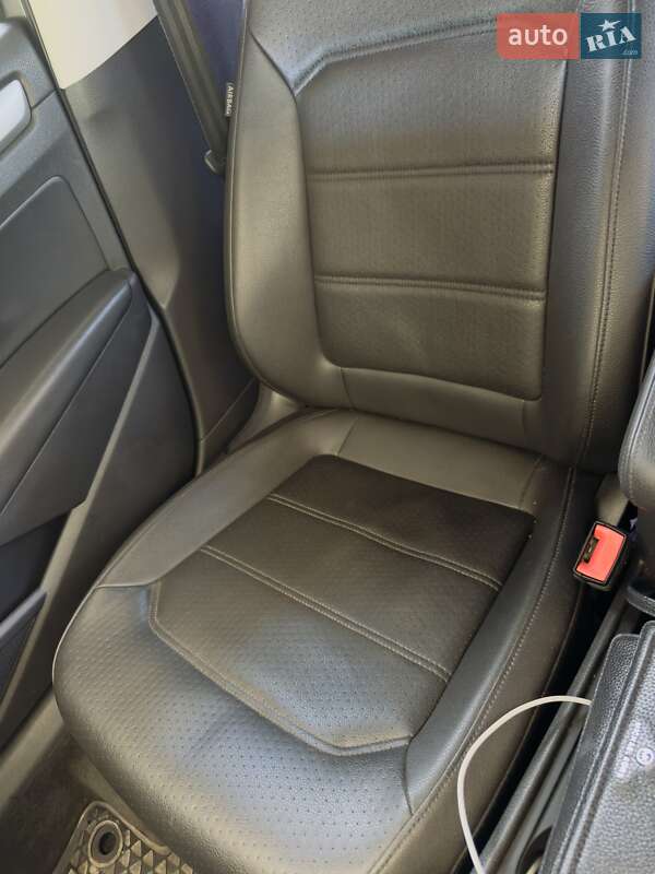 Седан Volkswagen Passat 2015 в Одессе фото 20 Седан Volkswagen Passat 2015 в Одессе