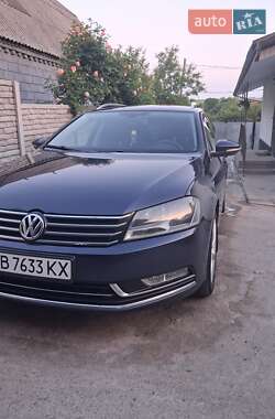 Универсал Volkswagen Passat 2012 в Жмеринке