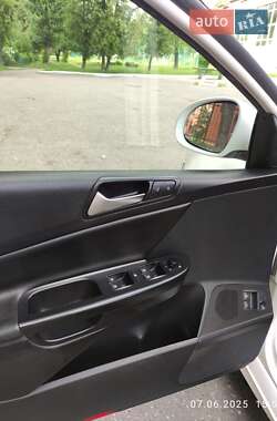 Седан Volkswagen Passat 2008 в 