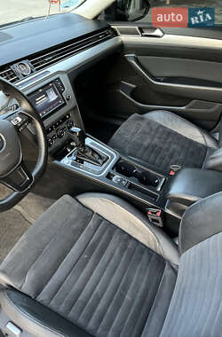 Универсал Volkswagen Passat 2015 в 