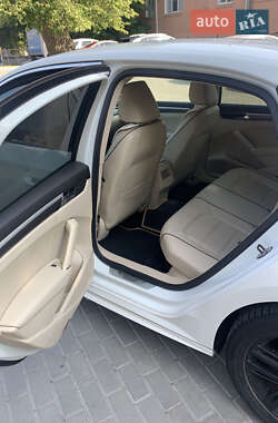 Седан Volkswagen Passat 2017 в 