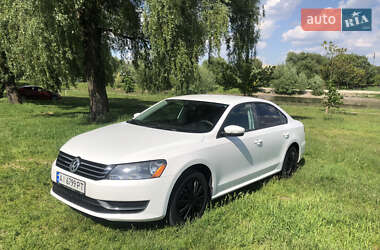 Седан Volkswagen Passat 2012 в Борисполі