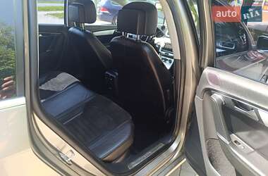 Універсал Volkswagen Passat 2013 в 