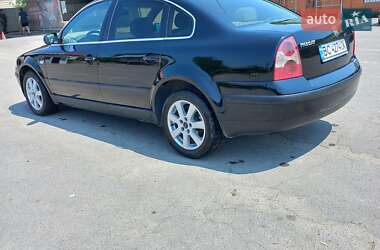 Седан Volkswagen Passat 2002 в Жмеринке