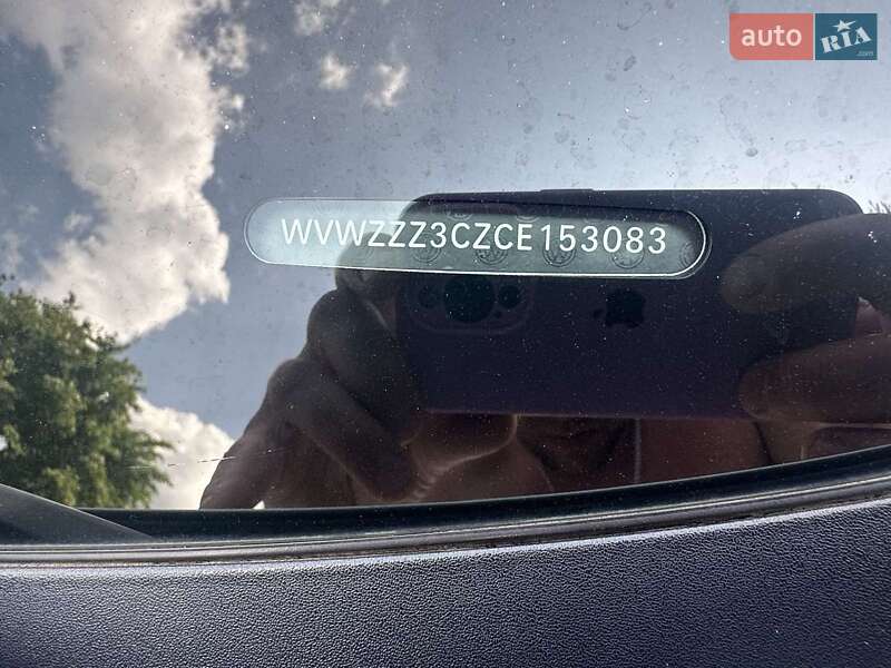 Универсал Volkswagen Passat 2012 в Буске