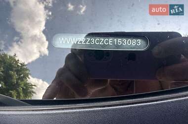 Універсал Volkswagen Passat 2012 в 