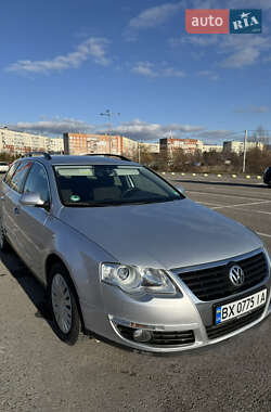 Універсал Volkswagen Passat 2010 в 