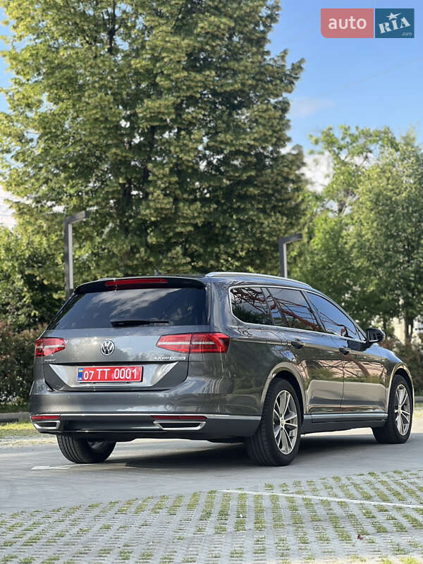 Универсал Volkswagen Passat 2016 в Ужгороде