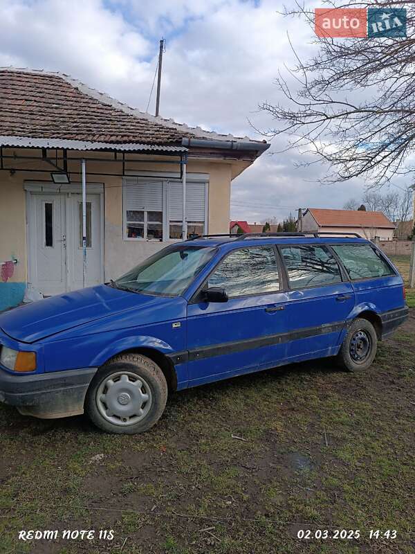 Универсал Volkswagen Passat 1991 в 