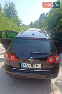 Універсал Volkswagen Passat 2007 в Києві