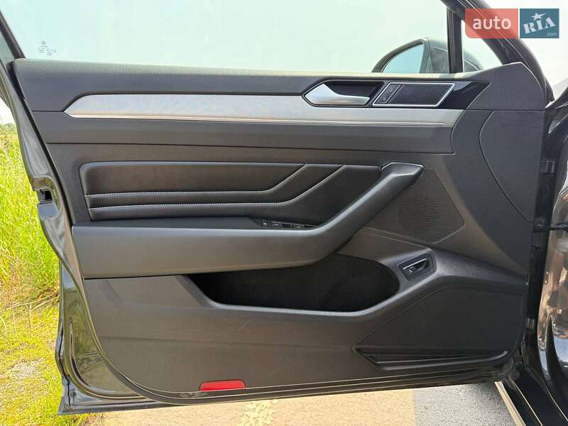 Универсал Volkswagen Passat 2021 в Любаре фото 20 Универсал Volkswagen Passat 2021 в Любаре
