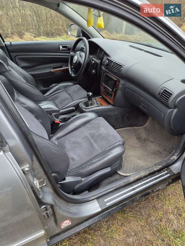 Седан Volkswagen Passat 2004 в Цумани