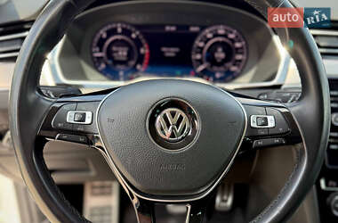 Универсал Volkswagen Passat 2018 в 