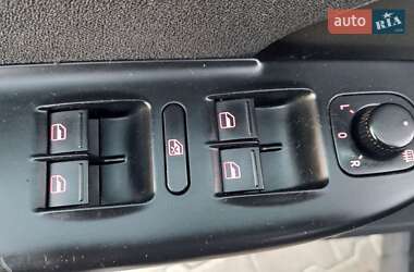 Универсал Volkswagen Passat 2010 в 