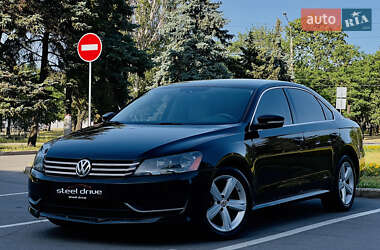 Седан Volkswagen Passat 2012 в Миколаєві