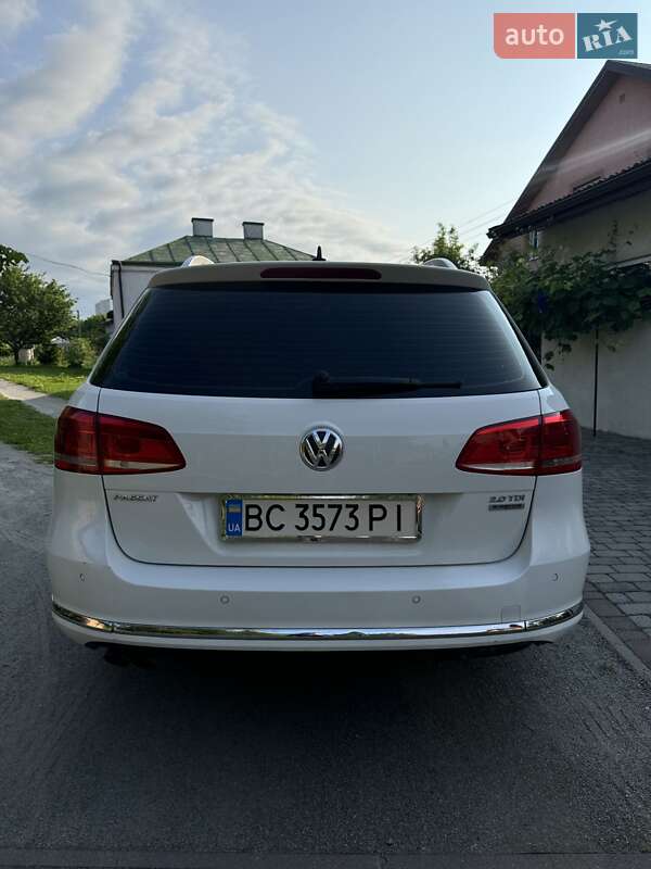Универсал Volkswagen Passat 2012 в Львове