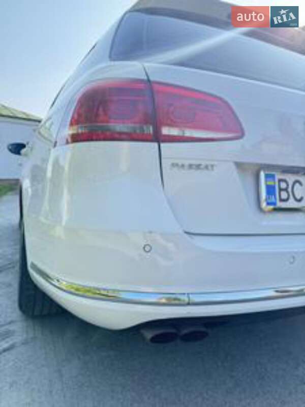 Универсал Volkswagen Passat 2012 в Львове