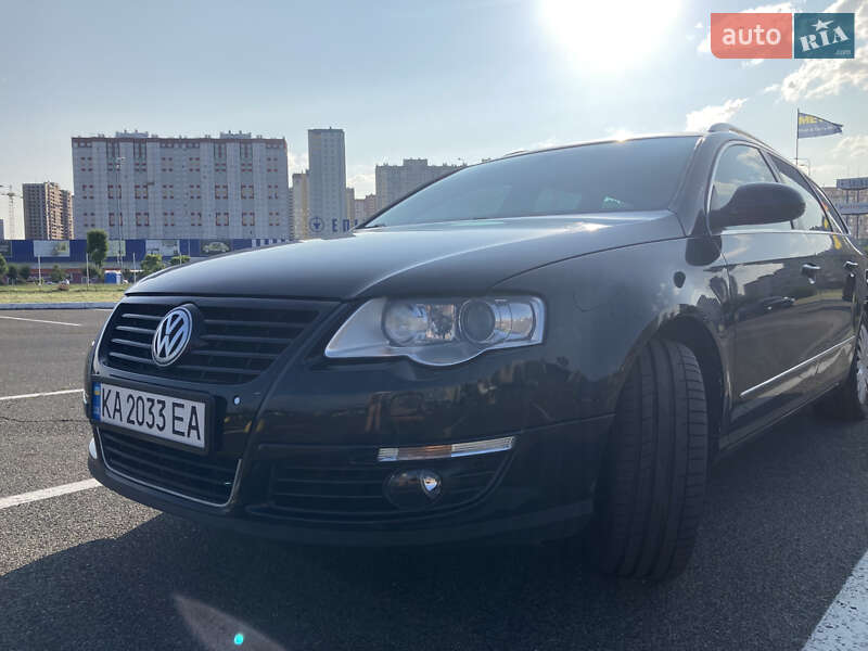Универсал Volkswagen Passat 2006 в Киеве