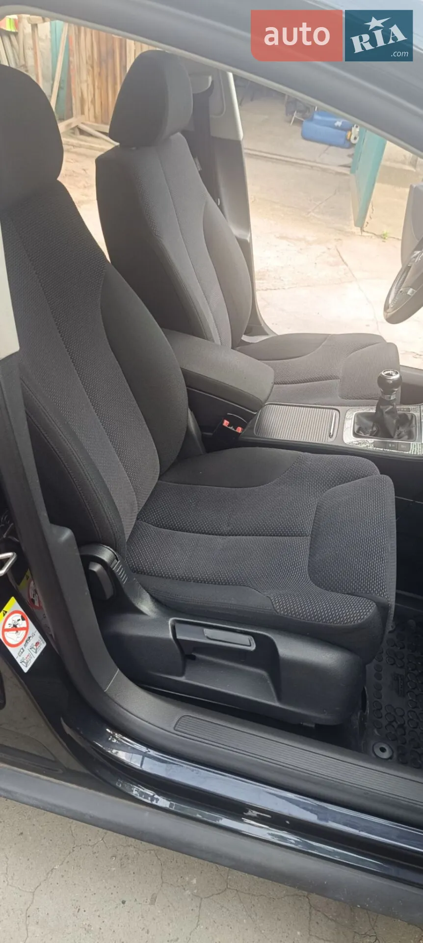2010 Volkswagen Passat - мініатюра 25