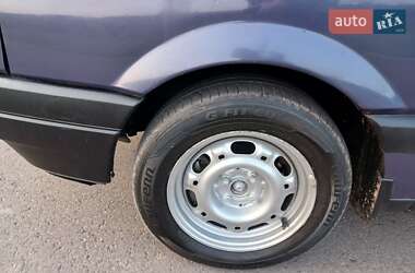 Универсал Volkswagen Passat 1993 в 