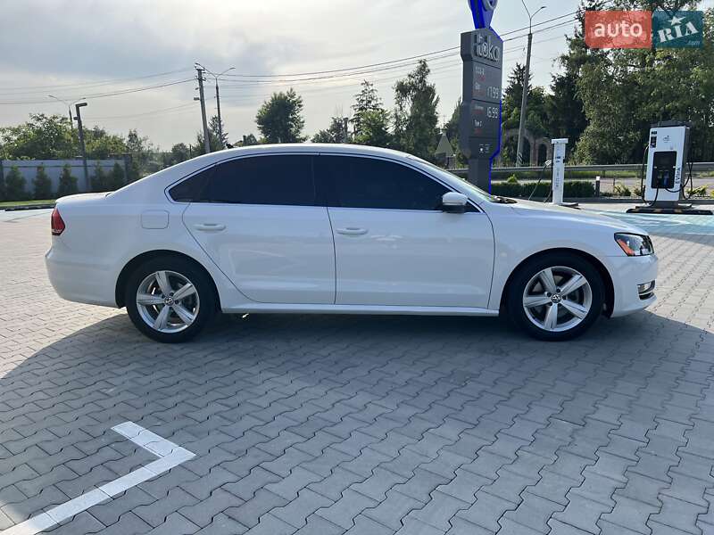 Седан Volkswagen Passat 2013 в Вінниці