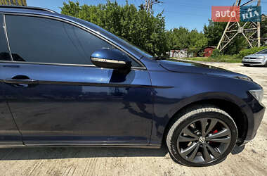 Универсал Volkswagen Passat 2017 в Киеве