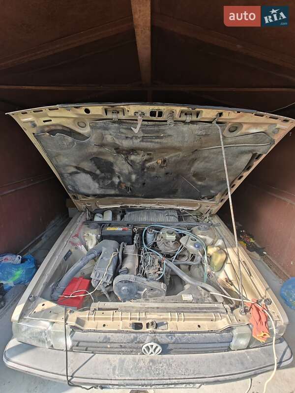 Універсал Volkswagen Passat 1986 в Львові