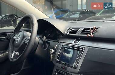 Универсал Volkswagen Passat 2011 в 
