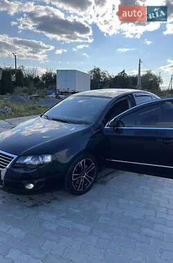 Седан Volkswagen Passat 2006 в Ярмолинцах