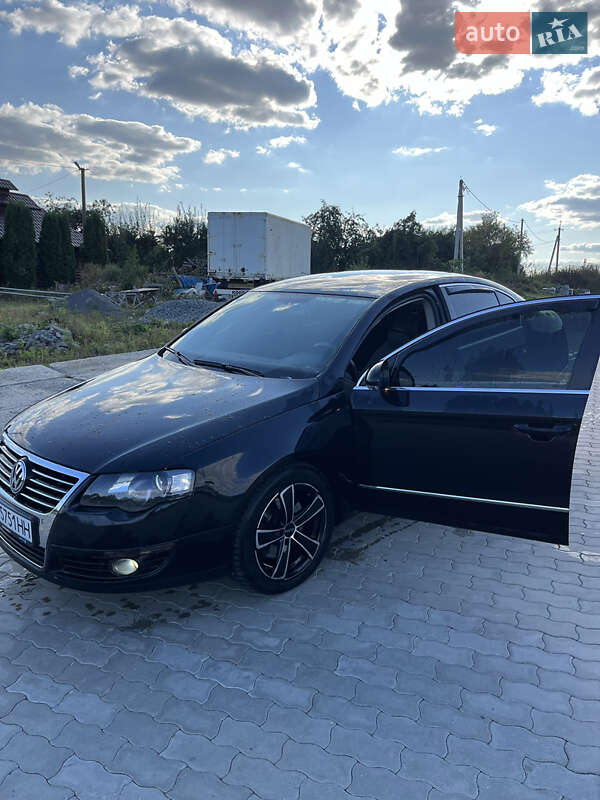 Седан Volkswagen Passat 2006 в Ярмолинцях