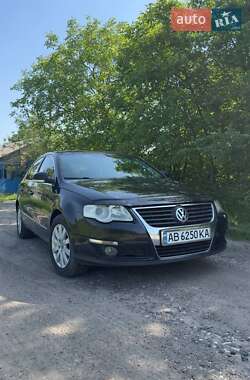Седан Volkswagen Passat 2005 в Жмеринке