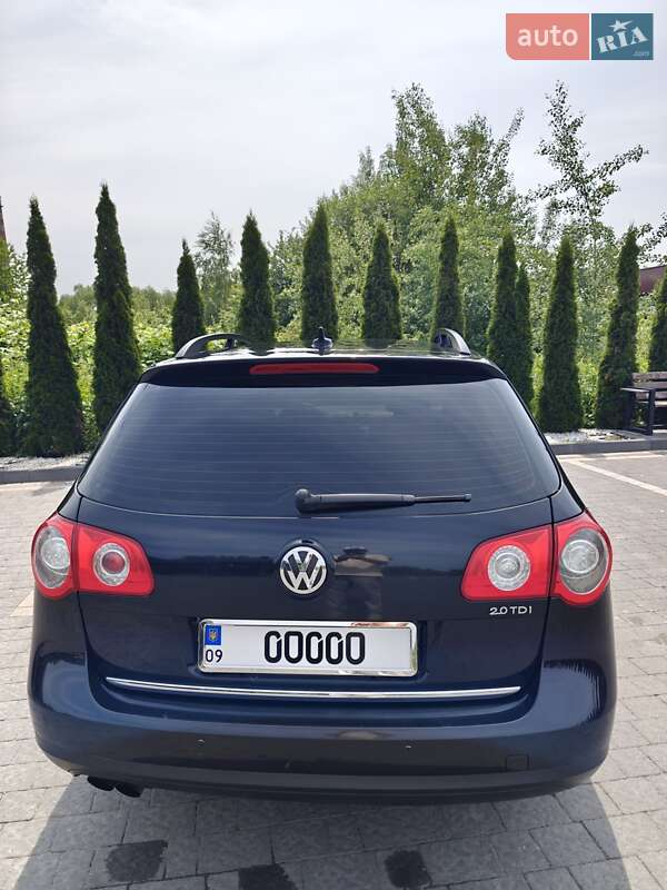 Универсал Volkswagen Passat 2010 в Ивано-Франковске