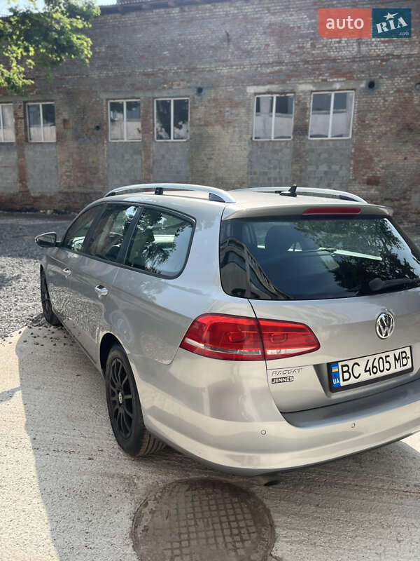 Универсал Volkswagen Passat 2014 в Львове
