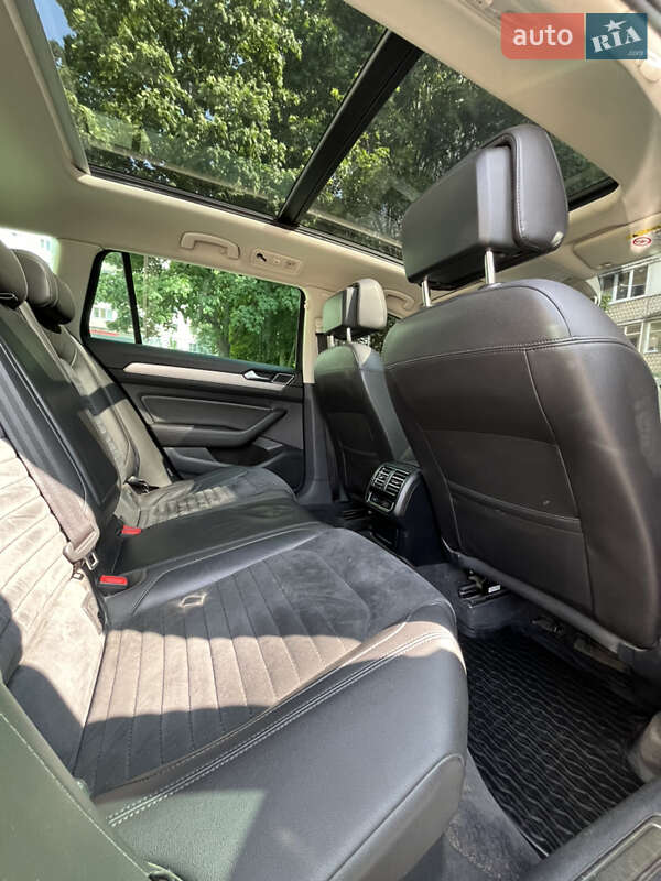 Універсал Volkswagen Passat 2015 в Сумах