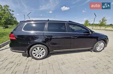 Універсал Volkswagen Passat 2012 в 
