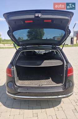 Універсал Volkswagen Passat 2012 в 