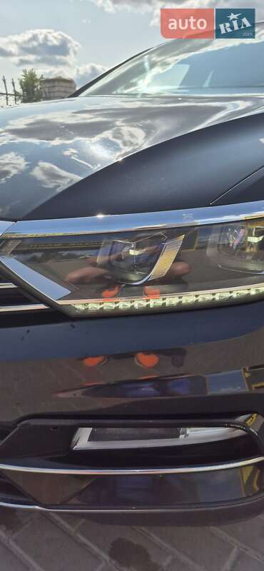 Универсал Volkswagen Passat 2017 в Василькове