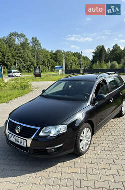 Універсал Volkswagen Passat 2005 в Дрогобичі