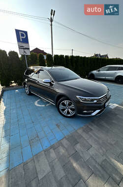 Универсал Volkswagen Passat 2016 в Луцке