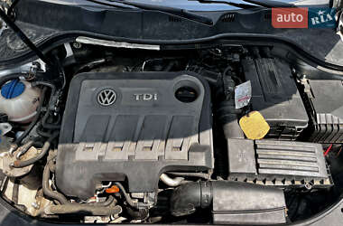 Универсал Volkswagen Passat 2011 в 