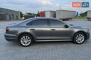 Седан Volkswagen Passat 2015 в 
